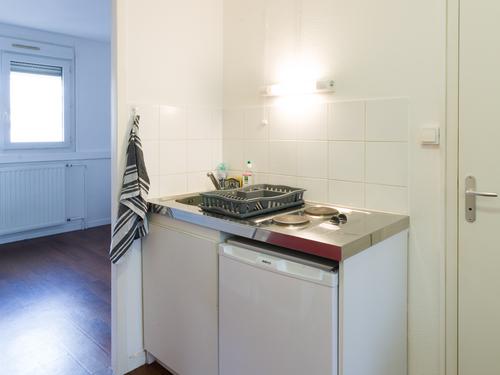 Espace cuisine commun aux deux chambres
Photo non contractuelle